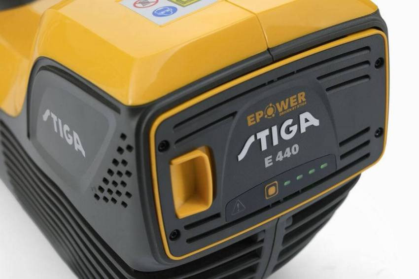 Повітродувка акумуляторна безщіткова STIGA BL500e-BL500e