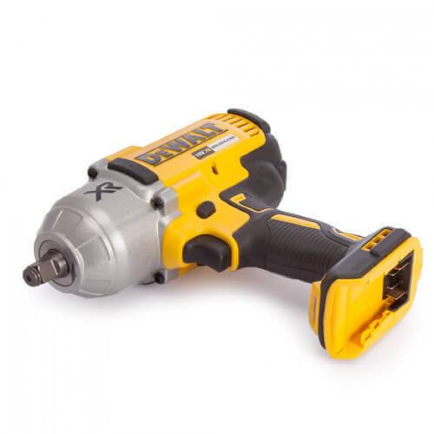 Акумуляторний гайковерт ударний DeWALT XR 18В,950 Нм,1/2, Li-Ion,2400 уд/хв,1900 об/хв, 3.3 кг, валіза TSTAK-DCF899NT