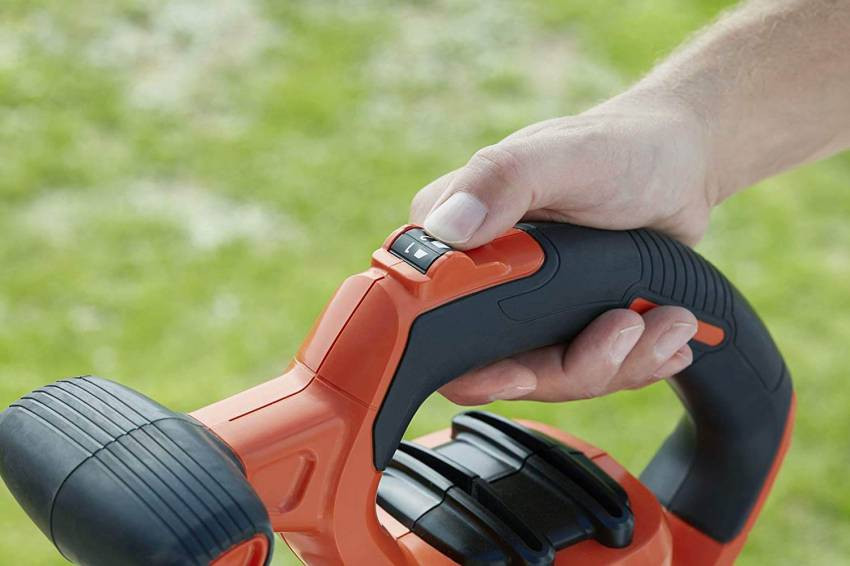 Садовий порохотяг електричний BLACK DECKER BEBLV300-BEBLV300