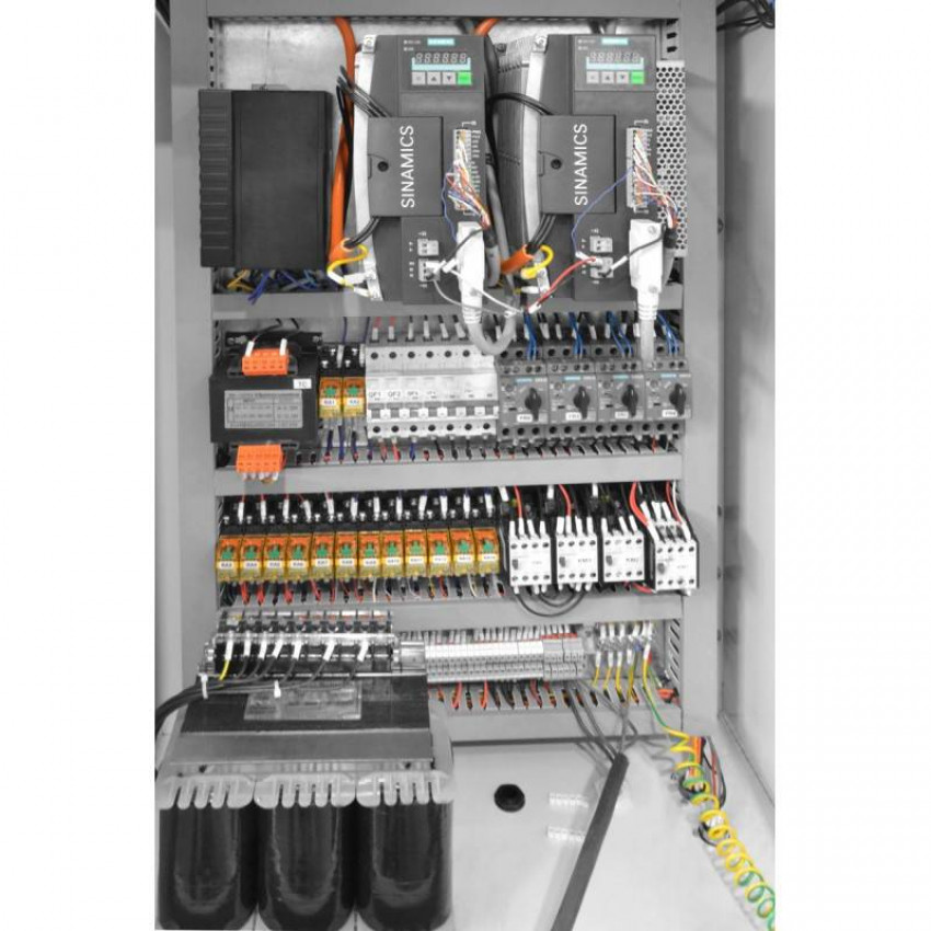 Токарний верстат з ЧПУ Cormak 320x500 SAM6-CKT320x500SAM6