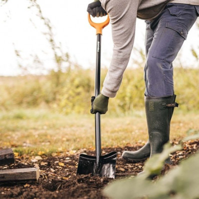 Лопата штикова подовжена FISKARS Solid XL (1067517)-6411501311566