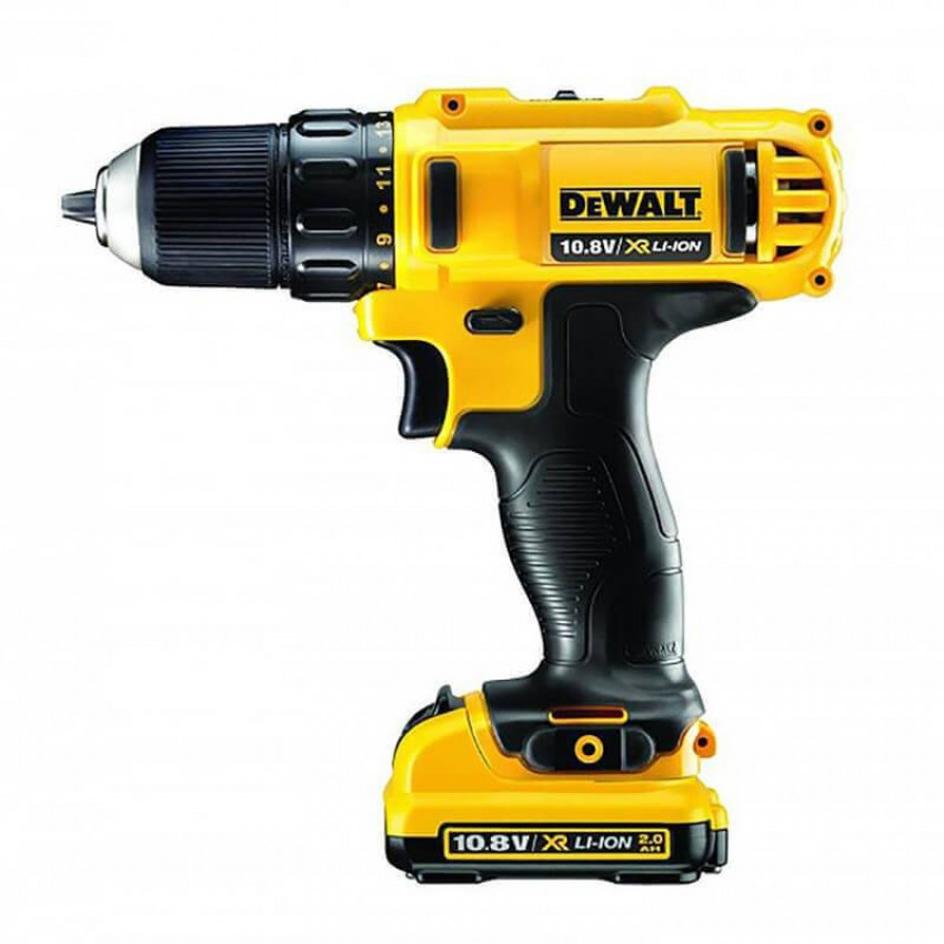 Дриль-шуруповерт акумуляторний DeWALT DCD710D2, ненаголошений, XR Li-Ion 10.8 В, 2 Ач, 24 Нм, 400-1500 об/хв, патрон 10 мм швидкозатискний, кількість швидкостей - 2, вага 1.1 кг, 2 ак-DCD710D2