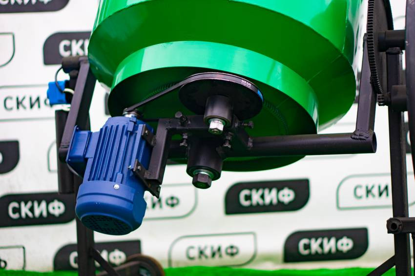Бетонозмішувач Скіф БСМ-200 з редуктором перевороту-СкифБСМ200Ред