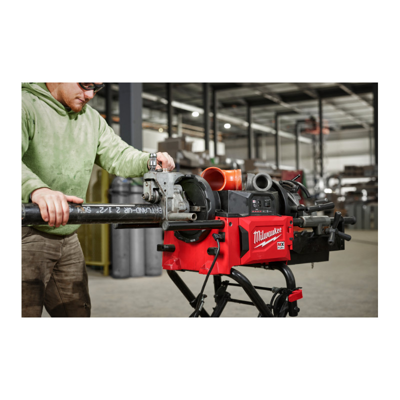 Стаціонарний нарізувач труб 1/8 до 2" MX FPTR2-601 MILWAUKEE-4933492100