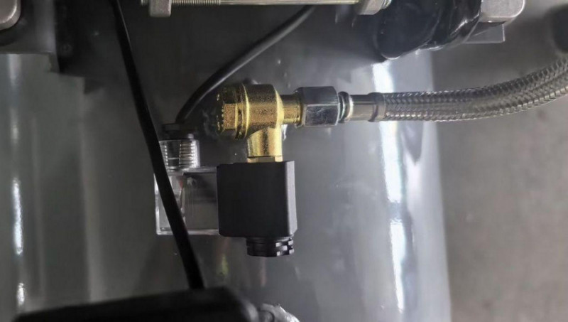 Безмасляний поршневий компресор Mast MOF1680/4x1500-160L-MOF1680/4x1500-160L