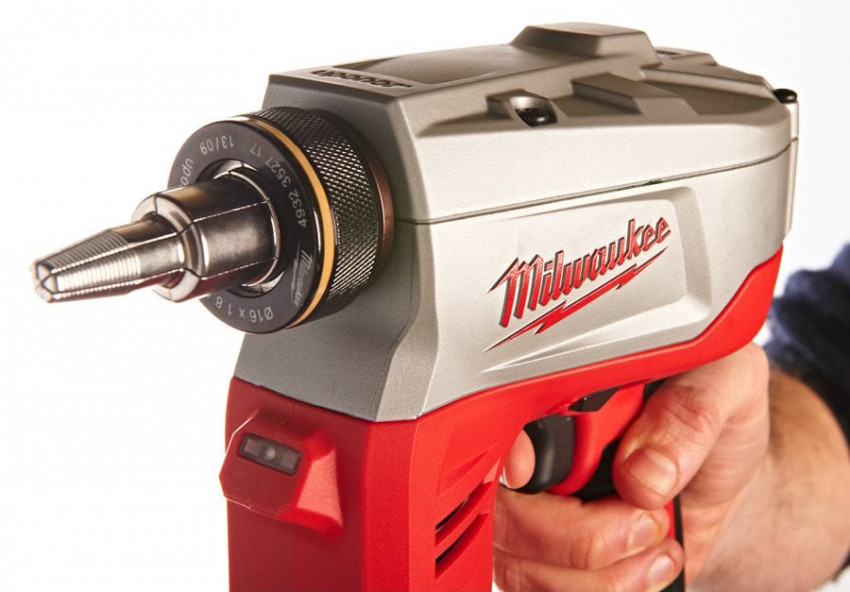 Розширювальний акумуляторний інструмент MILWAUKEE HD18 PXP-H06202C 4933441771-4933441771