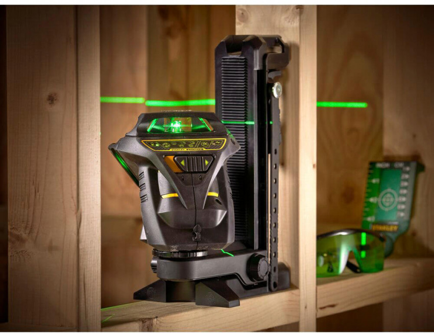 Рівень лазерний FatMax®MultilineGreen трипроменевий площинний самовирівнюючий, чемодан STANLEY FMHT1-77356-FMHT1-77356