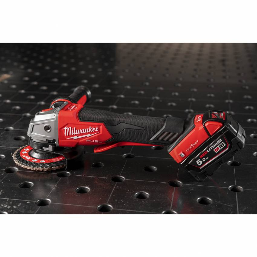 Шліфмашина кутова акумуляторна MILWAUKEE, M18 ONEFSAG125XPDB-0X, Ø125мм (HDкейс)-4933478434