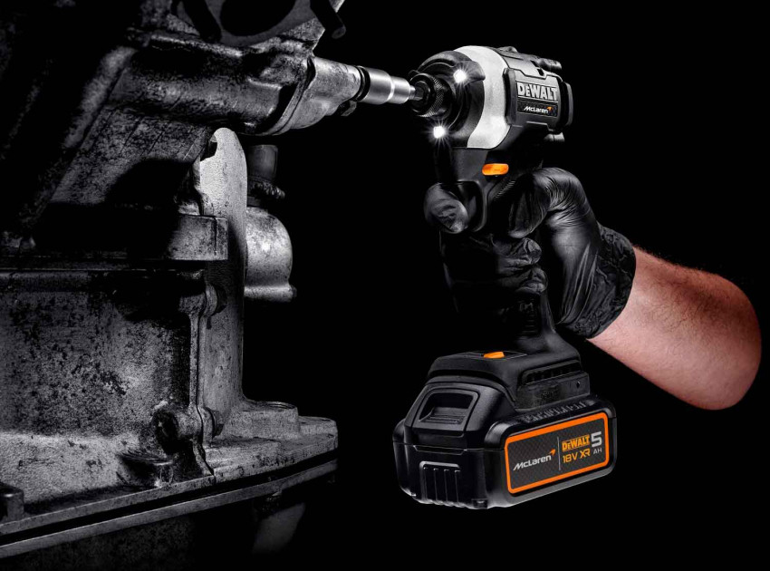 Шурупокрут ударний McLaren F1 TEAM LIMITED EDITION DeWALT DCF85MP2T-DCF85MP2T