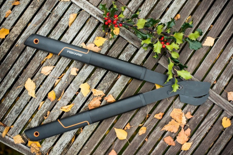 Набір садовий FISKARS (сучкоріз SingleStep S L28 та секатор площинний SingleStep P26 (1057760)-6411501700711