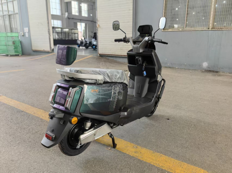 Скутер акумуляторний N36, 72В, 1200Вт, Швидкість - 45км/год-N-MD 1200