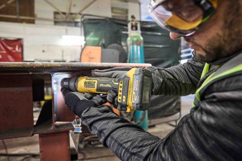 Прямошлифовальна машина акумуляторна безщіткова DeWALT DCG420N-DCG420N
