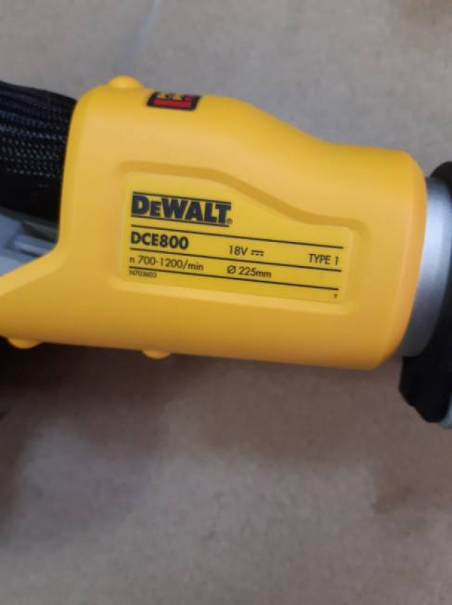 Шліфмашина ексцентрикова акумуляторна безщіткова DeWALT DCE800T2-DCE800T2