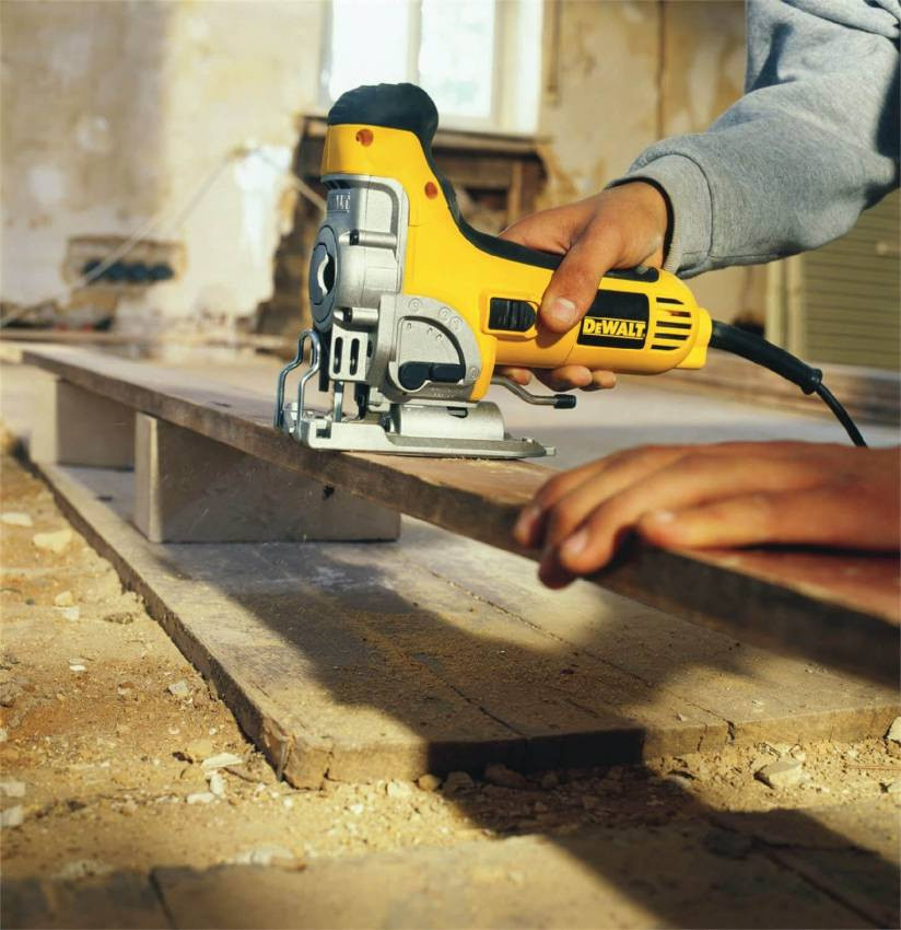 Пила лобзикова мережева DeWALT DW333KT-DW333KT