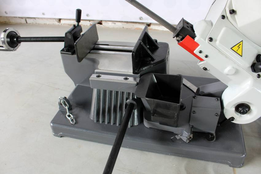 Стрічкопильний верстат Cormak G5010B-G5010B