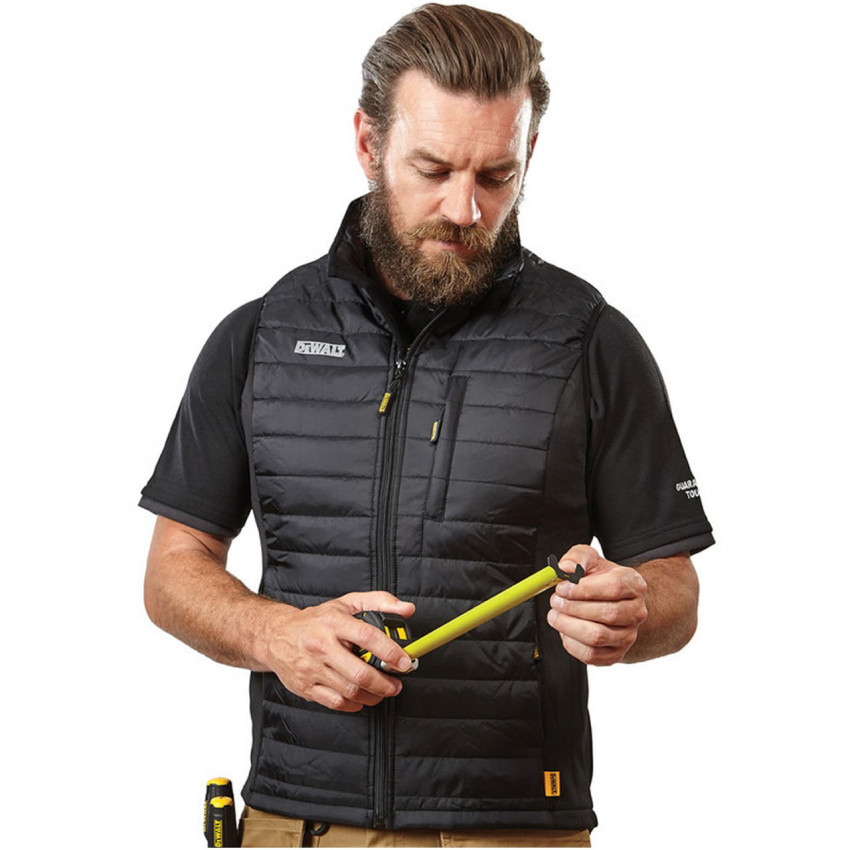 Жилетка чоловіча Dewalt Force чорна розмір XL Легкий жилет з центральною застібкою-блискавкою. Зручн-DWC50-013-XL