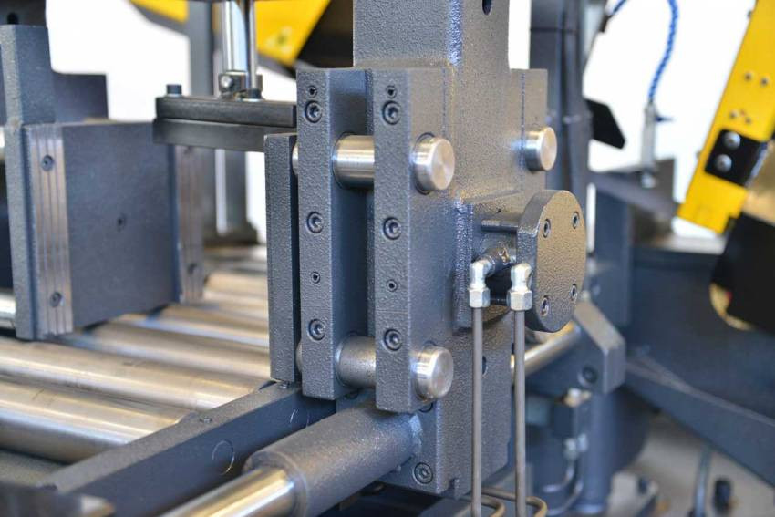 Автоматична стрічкова пила по металу Beka-Mak BMSO-320GH NC-BMSO-320GH NC