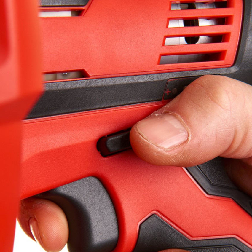Акумуляторна прочисна машина MILWAUKEE M12 BDC8-202C (трос, внутрішній барабан,2 акумул. Х 2Аг, ємні-4933451633